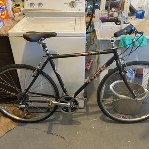 Trek 720 Multitrack Silver, gray or bare metal