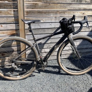 2022 Specialized Diverge Brown and Black