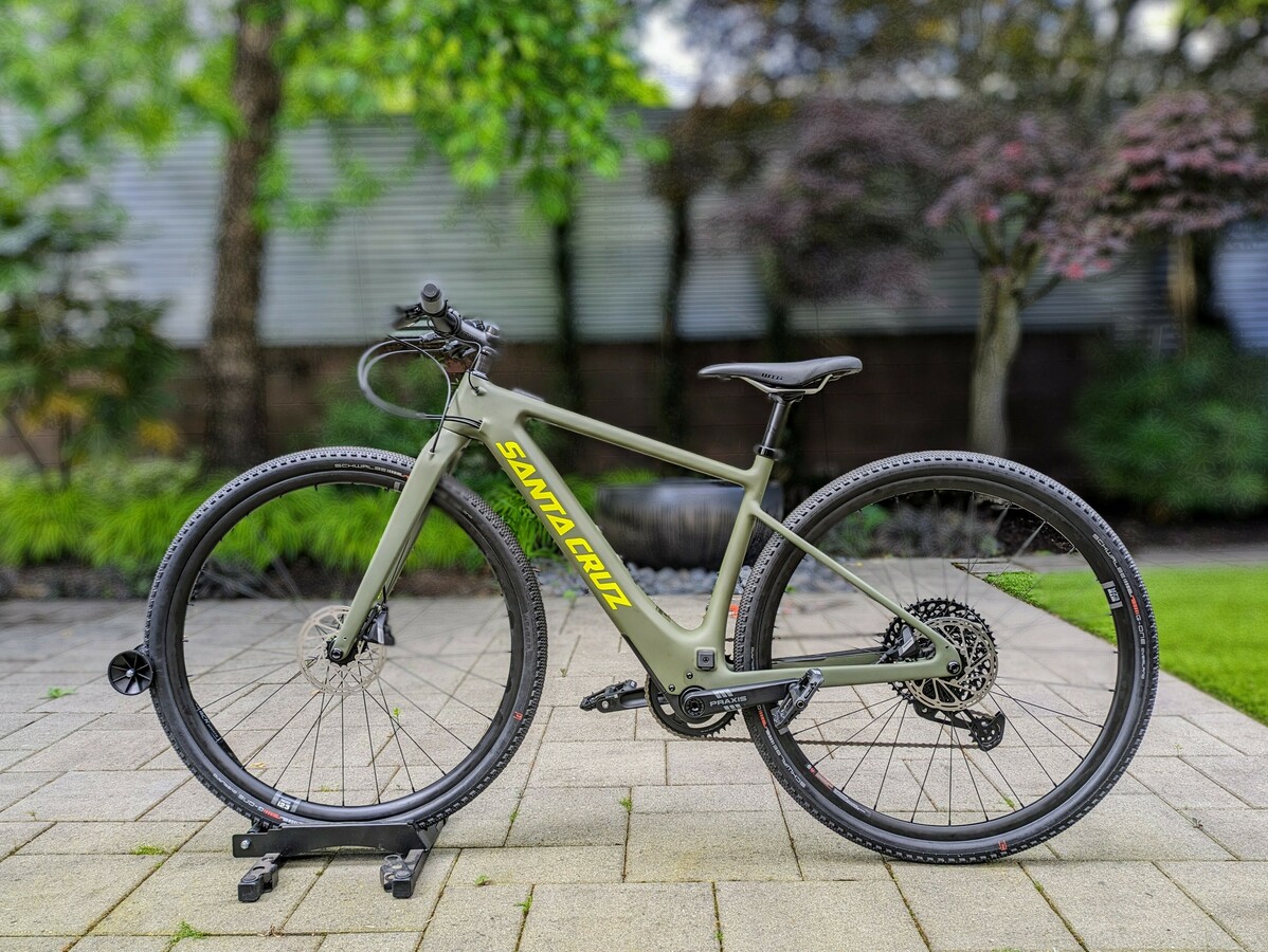 2024 Santa Cruz Skitch-1 CC - Apex Flat Bar