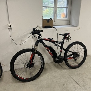 2014 SCOTT Black, Red, and White