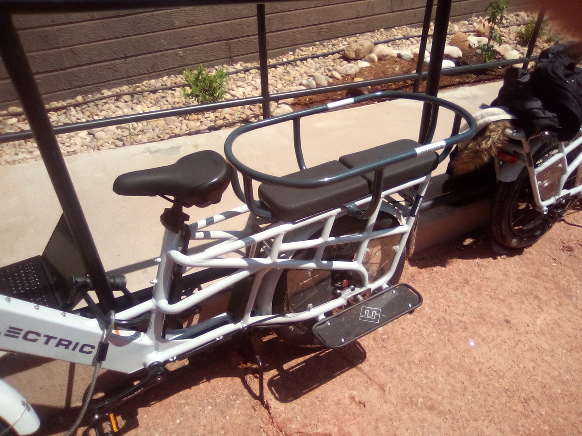 2023 Lectric eBikes Expedition cargo bike (rear storage)