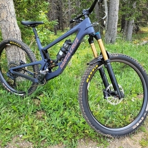 2021 Santa Cruz Megatower Purple and Pink