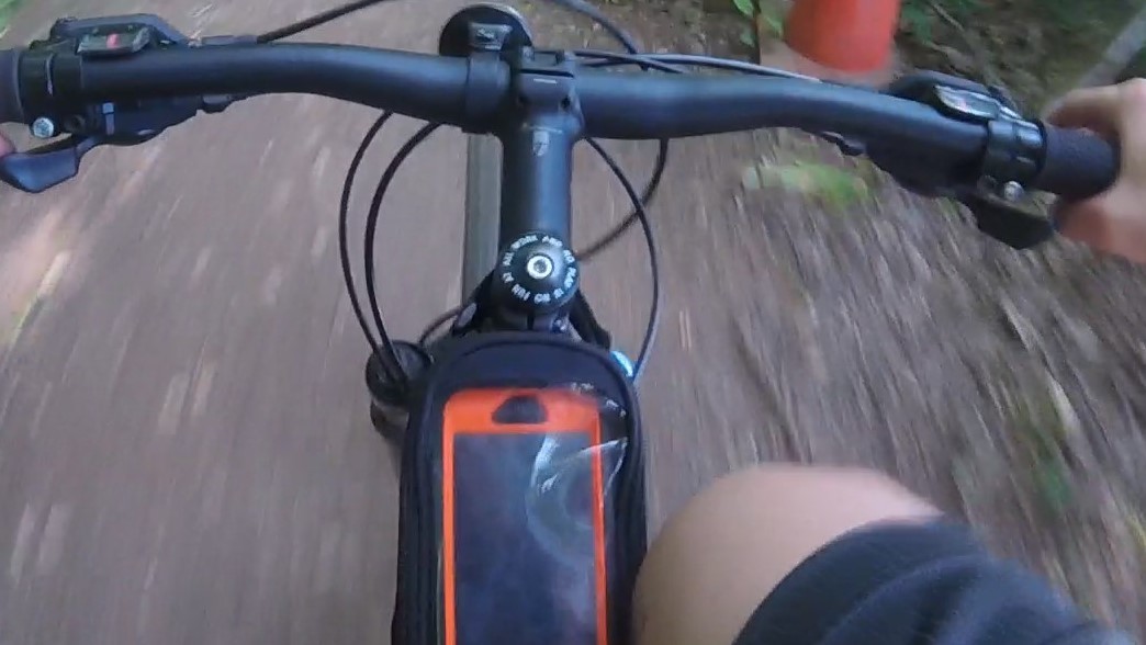 activa back tyre rate