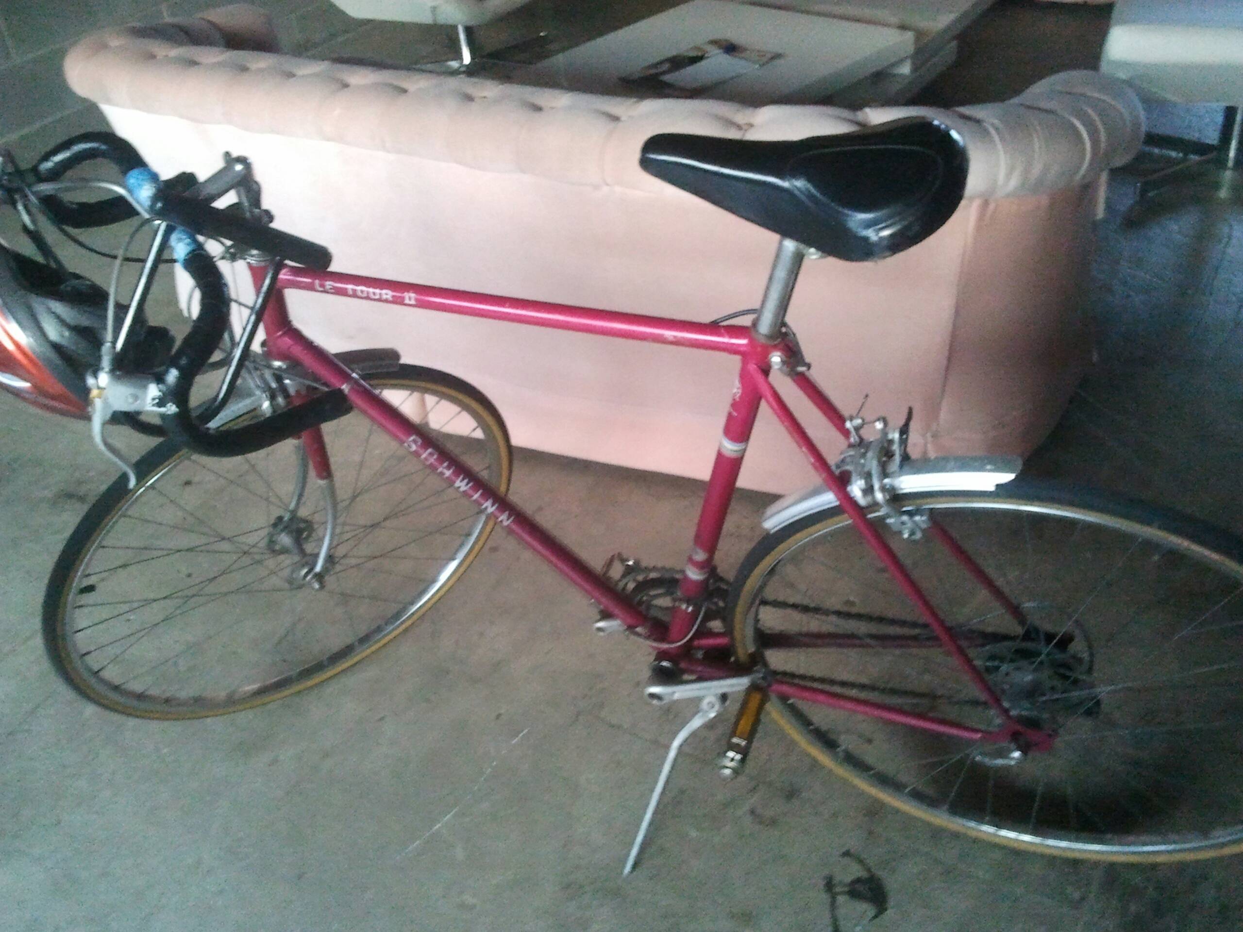 Stolen 1977 Schwinn Le Tour II