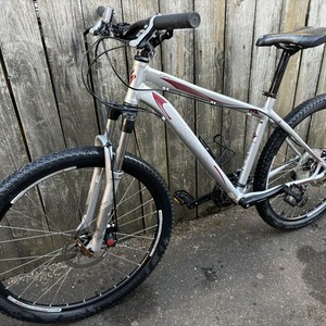 2009 Specialized Myka HT Elite Silver, gray or bare metal