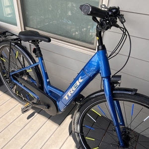 2022 Trek Verve+ 3 Lowstep Blue