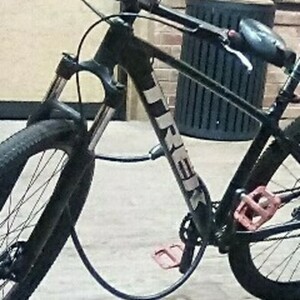 Trek Marlin 7 Blue and Silver, gray or bare metal