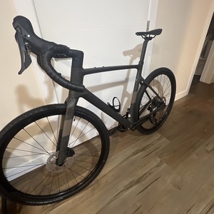 2024 SCOTT Addict Gravel 40 Black and Silver, gray or bare metal