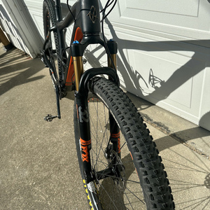 2019 Ibis Black/Orange Black