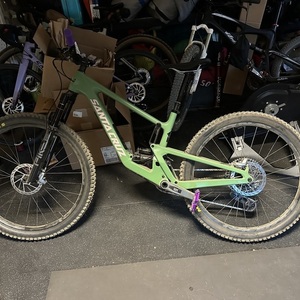 2024 Santa Cruz 5010 c Green