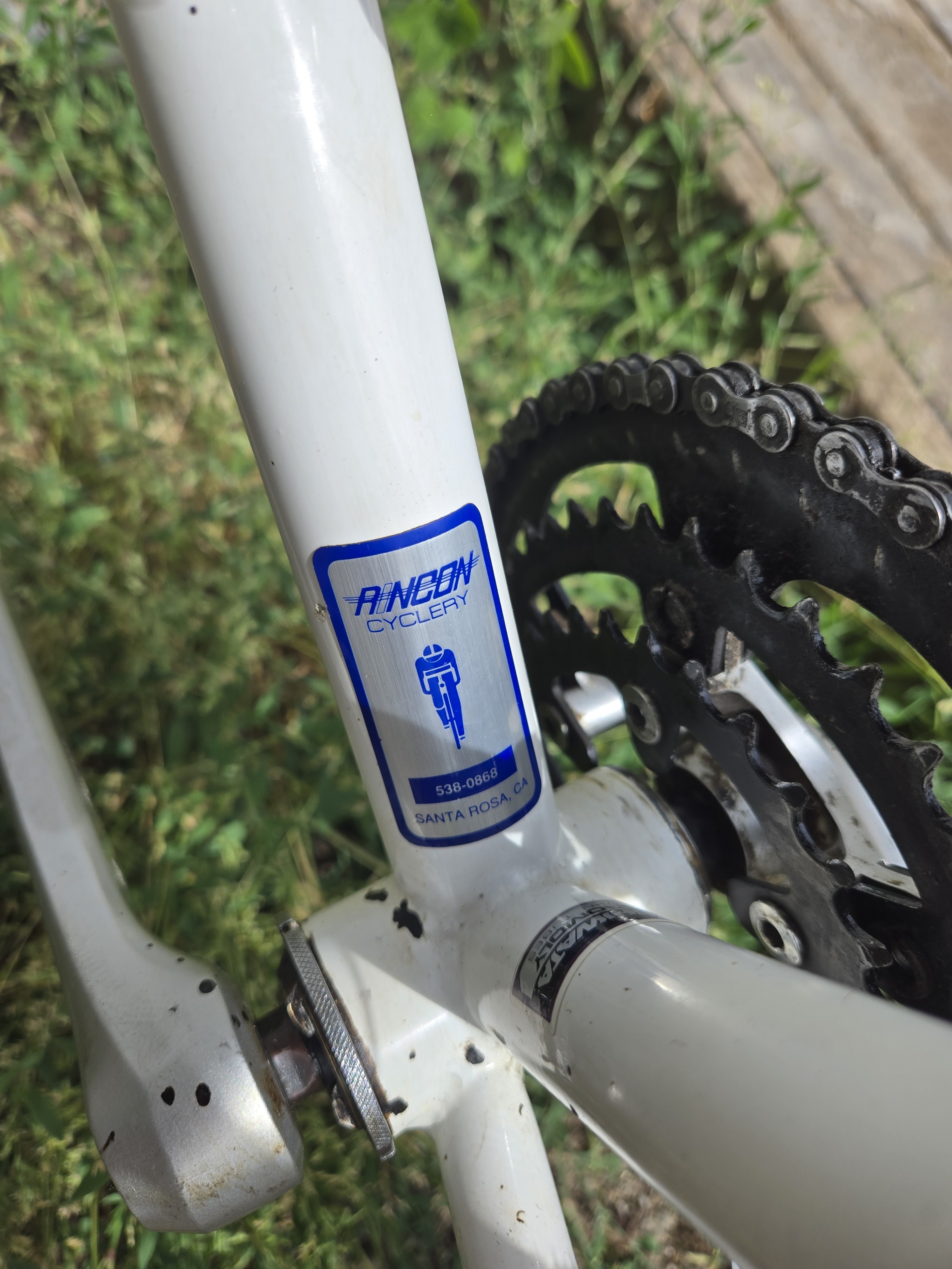 GT Bicycles Outpost Hybrid 26er
