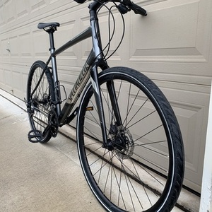 2017 Specialized Sirrus Sport Silver, gray or bare metal and Black