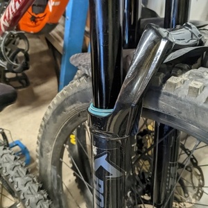 2021 Kona Honzo ESD Red