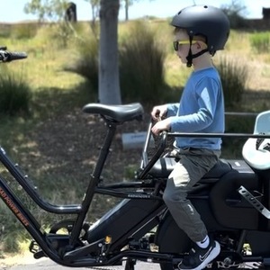 2024 Rad Power Bikes Radwagon 5 cargo bike (rear storage) Black