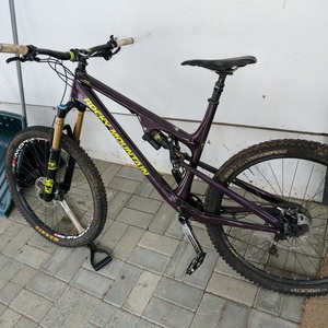 2016 Rocky Mountain Bicycles Altitude 790 msl Purple
