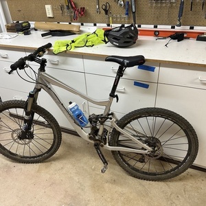 Giant Trance X0 Silver, gray or bare metal