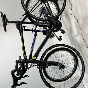2013 Raleigh Revenio 4.0 Black and Yellow or Gold