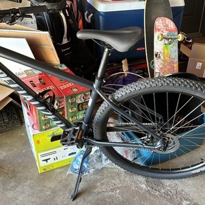 2024 Specialized Rock hopper sport Black