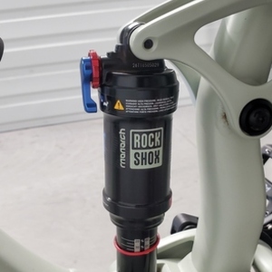 2021 Giant Stance E+1 Green