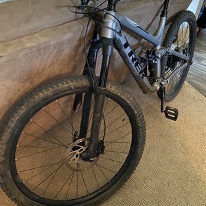 2019 Trek Fuel ex 7 29 Silver, gray or bare metal