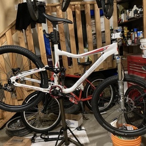 2012 Rocky Mountain Bicycles Altitude 50 White