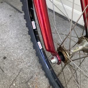 2000 Fuji Boulevard Red