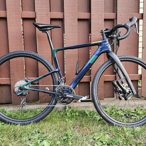 2019 Cannondale Topstone Gravel Ultegra Blue and Green