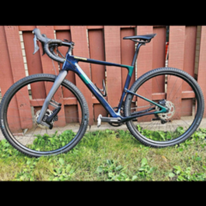 2019 Cannondale Topstone Gravel Ultegra Blue and Green