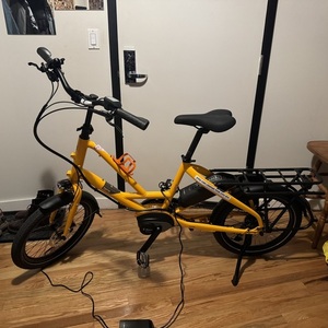 Tern Quick Haul D8 cargo bike (rear storage) Yellow or Gold