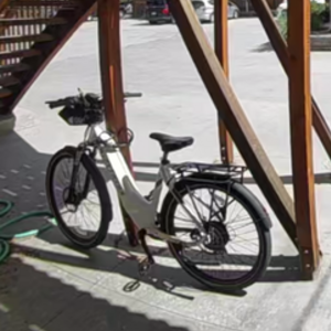 2023 Aventón Aventon level 2 commuter bike White