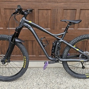 2019 Jamis Hardline A2 Black