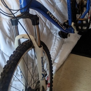 2019 Norco Bikes Katmandu Blue and White