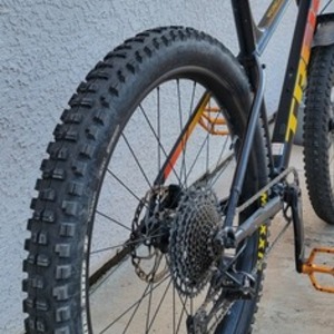 2021 Trek Roscoe 8 Black