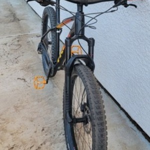 2021 Trek Roscoe 8 Black