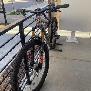 2022 Lynskey Live Wire Silver, gray or bare metal