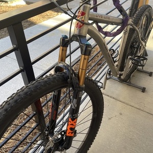 2022 Lynskey Live Wire Silver, gray or bare metal