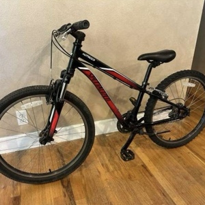 Specialized Hotrock 12 Boys Black and Red