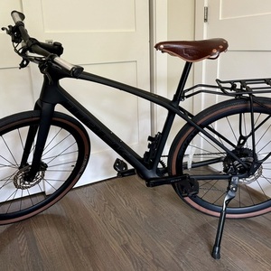 2024 Trek FX Sport 6 Carbon Black