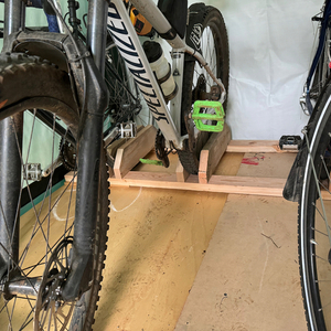 2020 Specialized Fuse Comp Silver, gray or bare metal