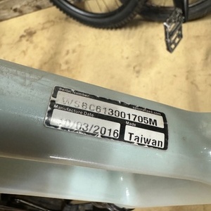 2018 Specialized Enduro Orange and White