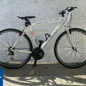 Felt 22 inch White