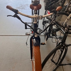 2024 Priority Bicycles E-Cruiser Blue