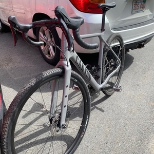 2022 Canyon bicycles Grizl Silver, gray or bare metal