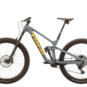 2022 Trek Slash Blue