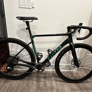 2022 Factor LS Green