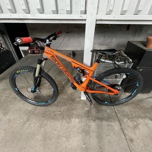 2024 Rocky Mountain Bicycles Altitude Orange
