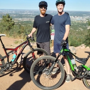 2014 Specialized Camber 29 Black and Red