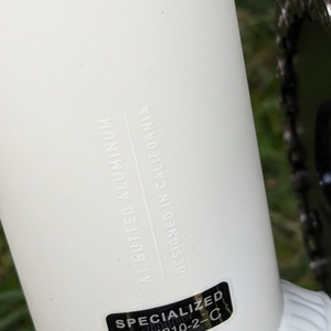 2024 Specialized Sirrus X 2.0 Birch/ Medium White