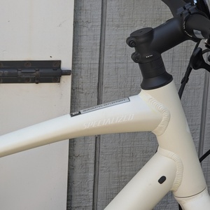 2024 Specialized Sirrus X 2.0 Birch/ Medium White