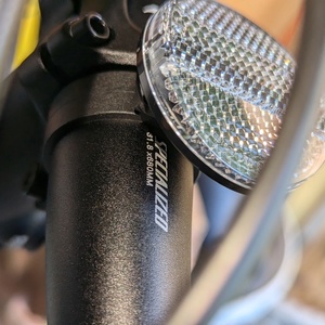 2024 Specialized Sirrus X 2.0 Birch/ Medium White